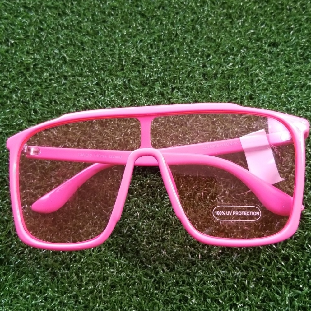 Oversized shades